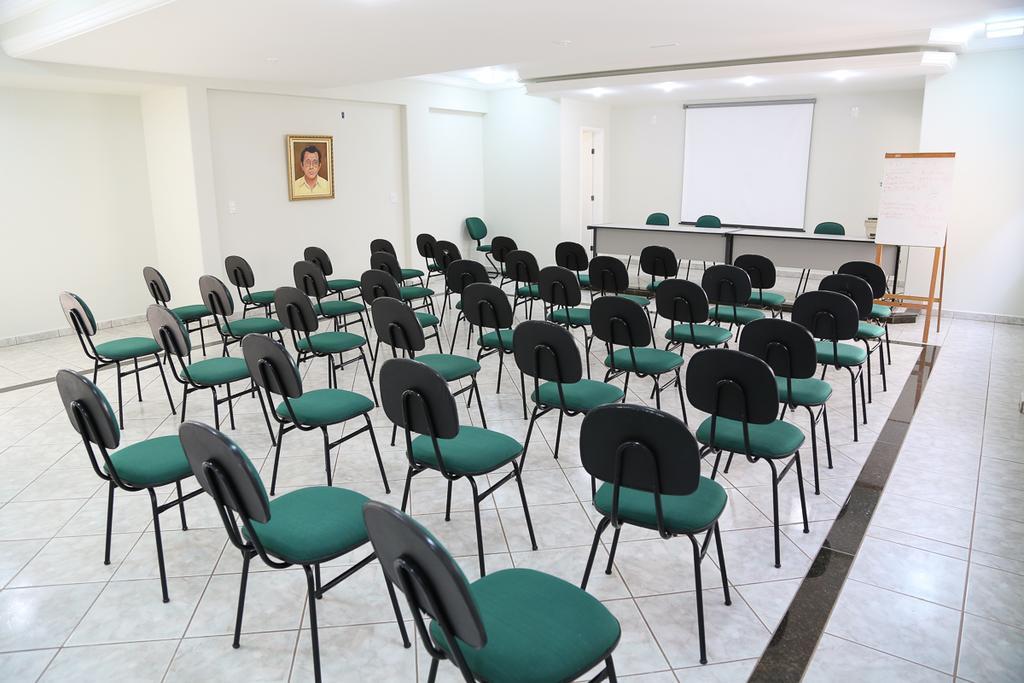 Big Executive Hotel Araguari Bagian luar foto
