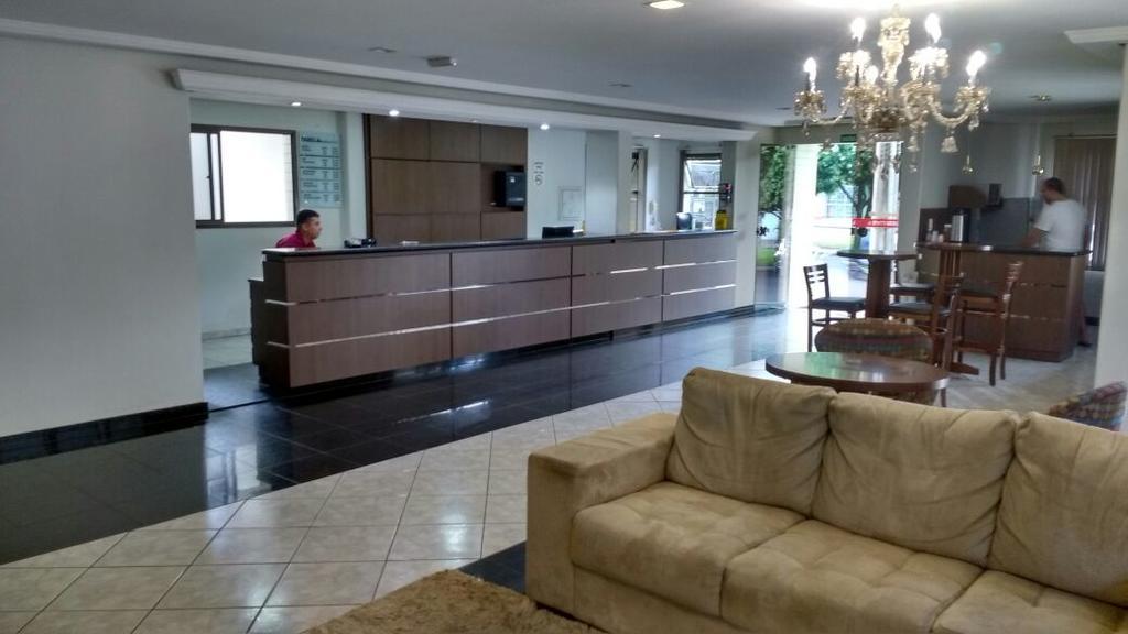 Big Executive Hotel Araguari Bagian luar foto